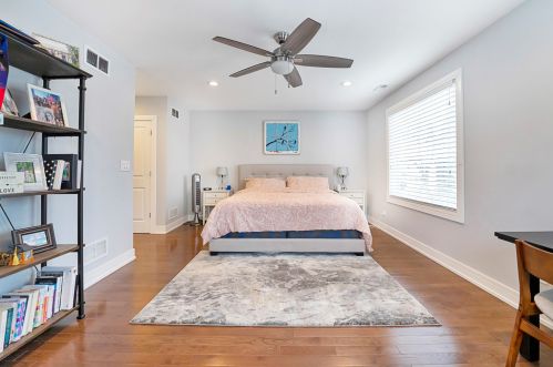 4310 Bernard St, Chicago IL 60618-1109 exterior