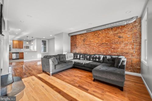 5734 Camac St, Philadelphia PA  19141-4108 exterior