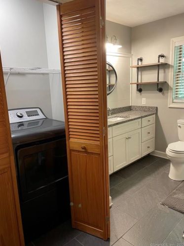 1 Upper Downs Dr, Killingly CT 06239-3220 exterior