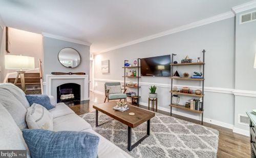 659 Columbus St, Alexandria VA  22314-1848 exterior