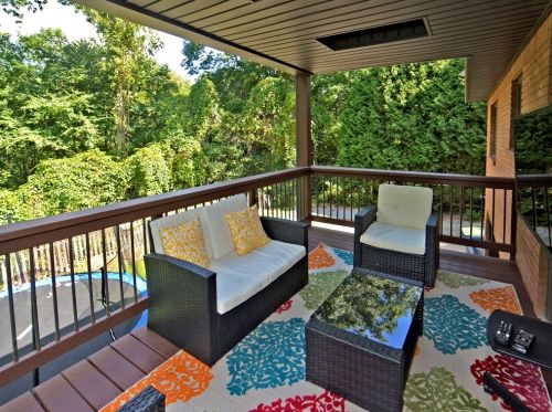 1518 Greendale Dr, Pittsburgh PA 15239-1144 exterior