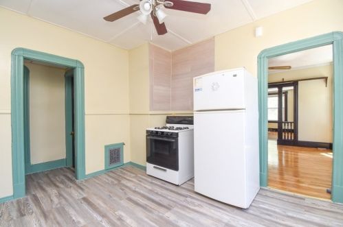 132 Alderman St, Springfield MA 01108-2121 exterior