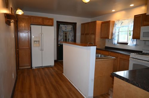 1907 Harding Ave, Meskegon MI 49441-1539 exterior