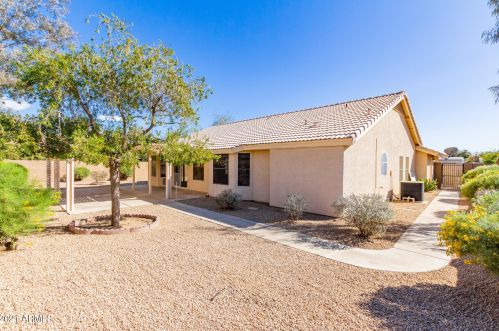 3046 Emile Zola Ave, Phoenix AZ 85032-6414 exterior