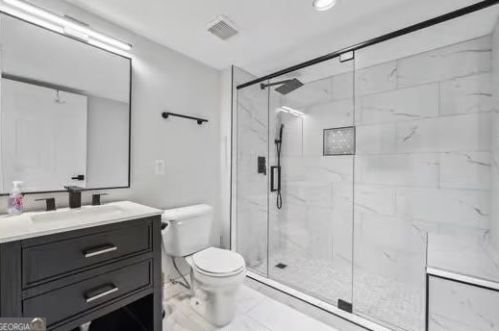 2891 Alexandria Dr, Atlanta GA  30331-5324 exterior