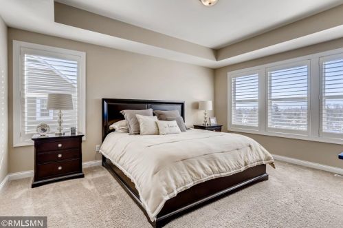 1710 Bluewater Ln, Saint Paul MN 55129-6236 exterior