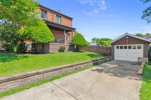 3476 Clearfield St, Pittsburgh PA 15204-1540 exterior