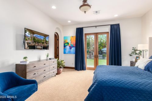 4450 54th St, Phoenix AZ 85018-1905 exterior