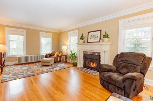 2511 5 St, Duluth MN 55806-1511 exterior