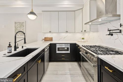 327 Upshur St, Washington DC 20011-5316 exterior