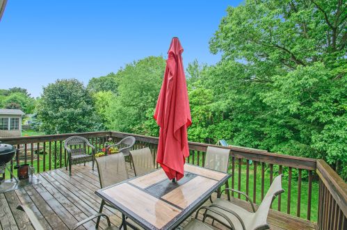 5382 Pinnacle Dr, Wyoming MI 49519-9648 exterior