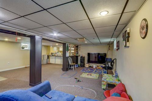 2106 34, Milwaukee WI 53215-2301 exterior