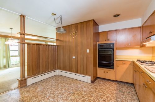 435 Lynn Ter, Waukegan IL 60085-3358 exterior