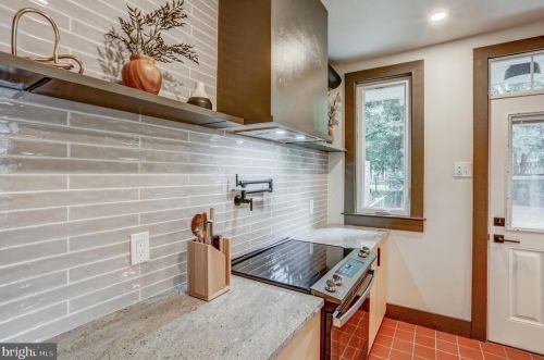 822 5th St, Lancaster PA  17603-5027 exterior