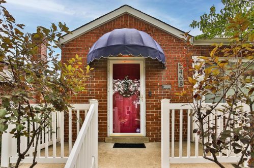5468 Mardel Ave, Saint Louis, MO 63109-1607