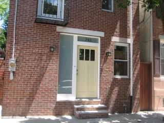 741 Dorrance St, Philadelphia PA  19146-1813 exterior