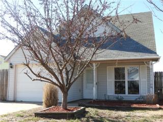 944 Tamarack St, Springdale AR  72764-0302 exterior