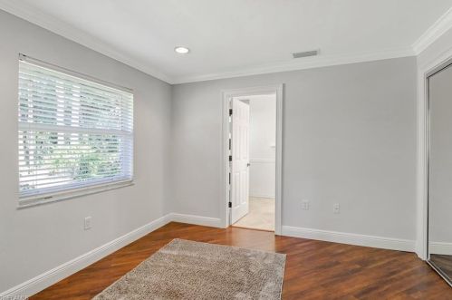 2960 70 St, Naples FL 34105-7219 exterior