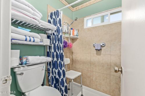 3732 Crocus Dr, Phoenix AZ 85053-5316 exterior