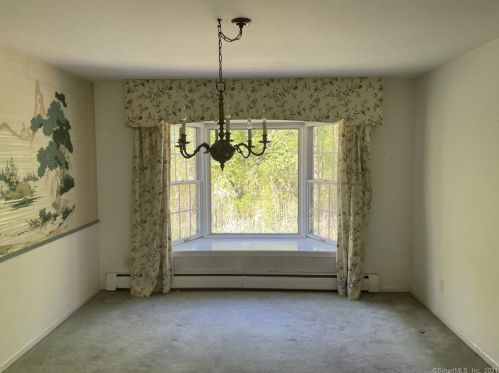 53 Colony Rd, Westport CT  06880-3705 exterior