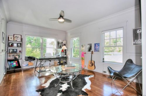 87 North Ave, Westport CT  06880-2723 exterior