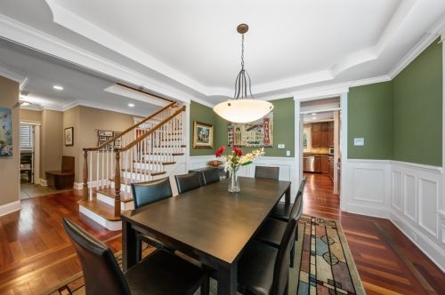 853 Linden Ave, Elmhurst IL 60126-5312 exterior