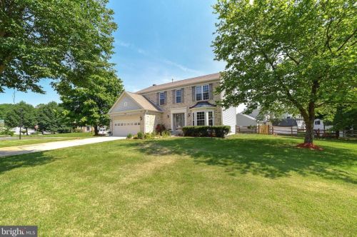 900 Chatsworth Dr, Accokeek MD 20607-2056 exterior