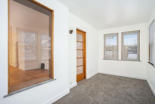 1094 Sanford St, Meskegon MI 49444-1437 exterior