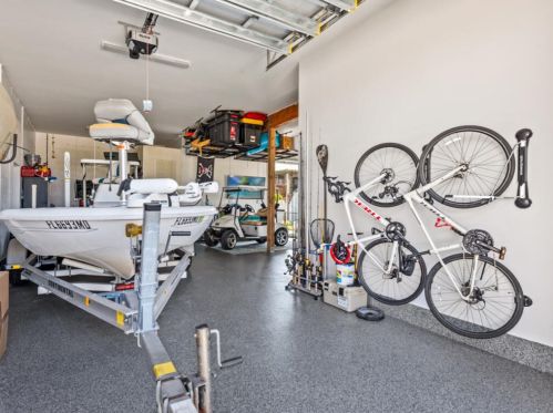 132 Jamaica Dr, Naples FL exterior