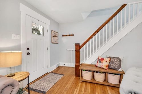 1214 End Ave, Pittsburgh, PA 15218-1310