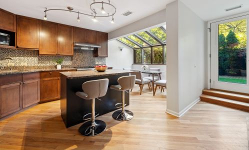 1705 Vine St, Chicago IL  60614-5119 exterior