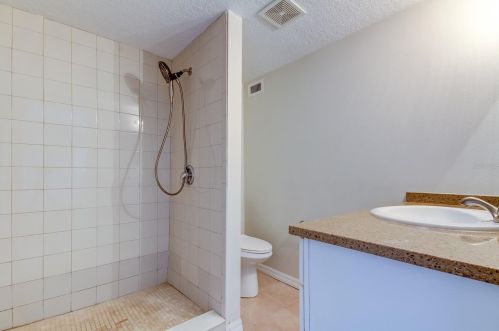 208 Broad St, Tampa FL  33604-4004 exterior