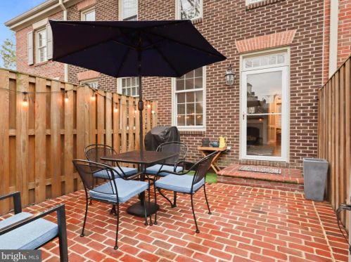 659 Columbus St, Alexandria VA  22314-1848 exterior