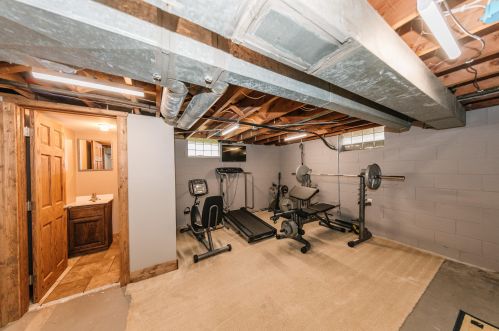 1322 89, Milwaukee WI 53214-2826 exterior