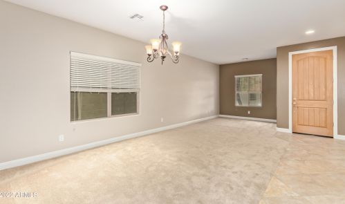 21441 39th Way, Phoenix AZ  85050-4904 exterior