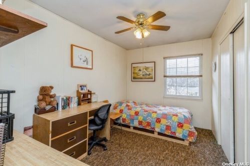 81 Gannet Dr, Commack NY 11725-4904 exterior