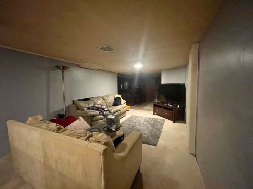 6579 Dodge Pl, Milwaukee WI  53220-1832 exterior