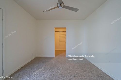 2801 10 St, Phoenix AZ 85086-0929 exterior