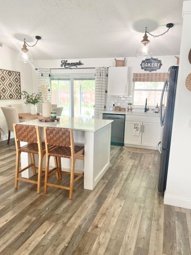 3966 Alice St, Fort Pierce FL 34953-7081 exterior