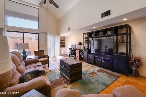 191 Roma Dr, Tucson AZ 85737-7668 exterior