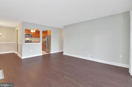 27 Mulberry St, Trenton NJ 08638-4425 exterior