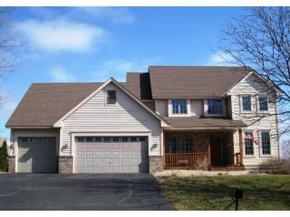 3000 Carey Heights Dr, Saint Paul, MN 55109-5533