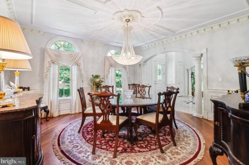 83 Pettit Pl, Princeton NJ 08540-7645 exterior