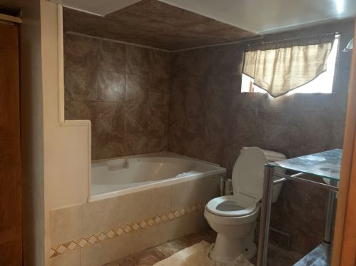 4633 Leamington Ave, Chicago IL  60630-3812 exterior