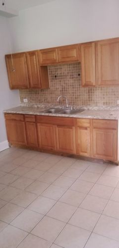 4514 Congress Pkwy, Chicago, IL 60624-3013