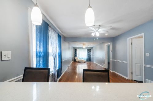 330 117 St, Chicago IL 60655-1540 exterior