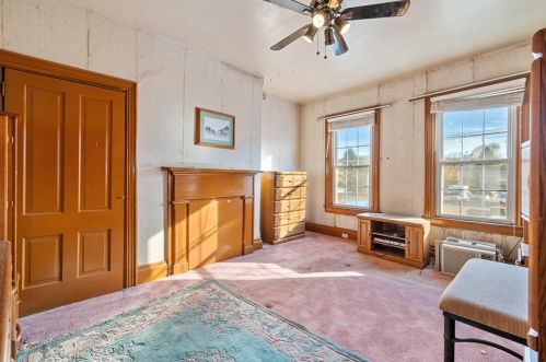 1828 Middle St, Pittsburgh PA 15215-2719 exterior