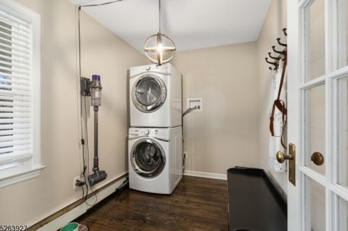 156 Kinnelon Rd, Kinnelon NJ  07405-2336 exterior