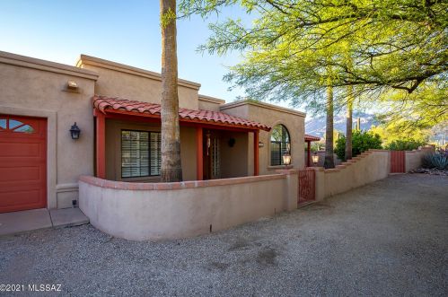 5201 Pontatoc Rd, Tucson, AZ 85718-5201