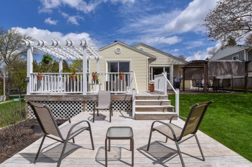 11709 Potter Rd, Milwaukee WI 53226-3658 exterior